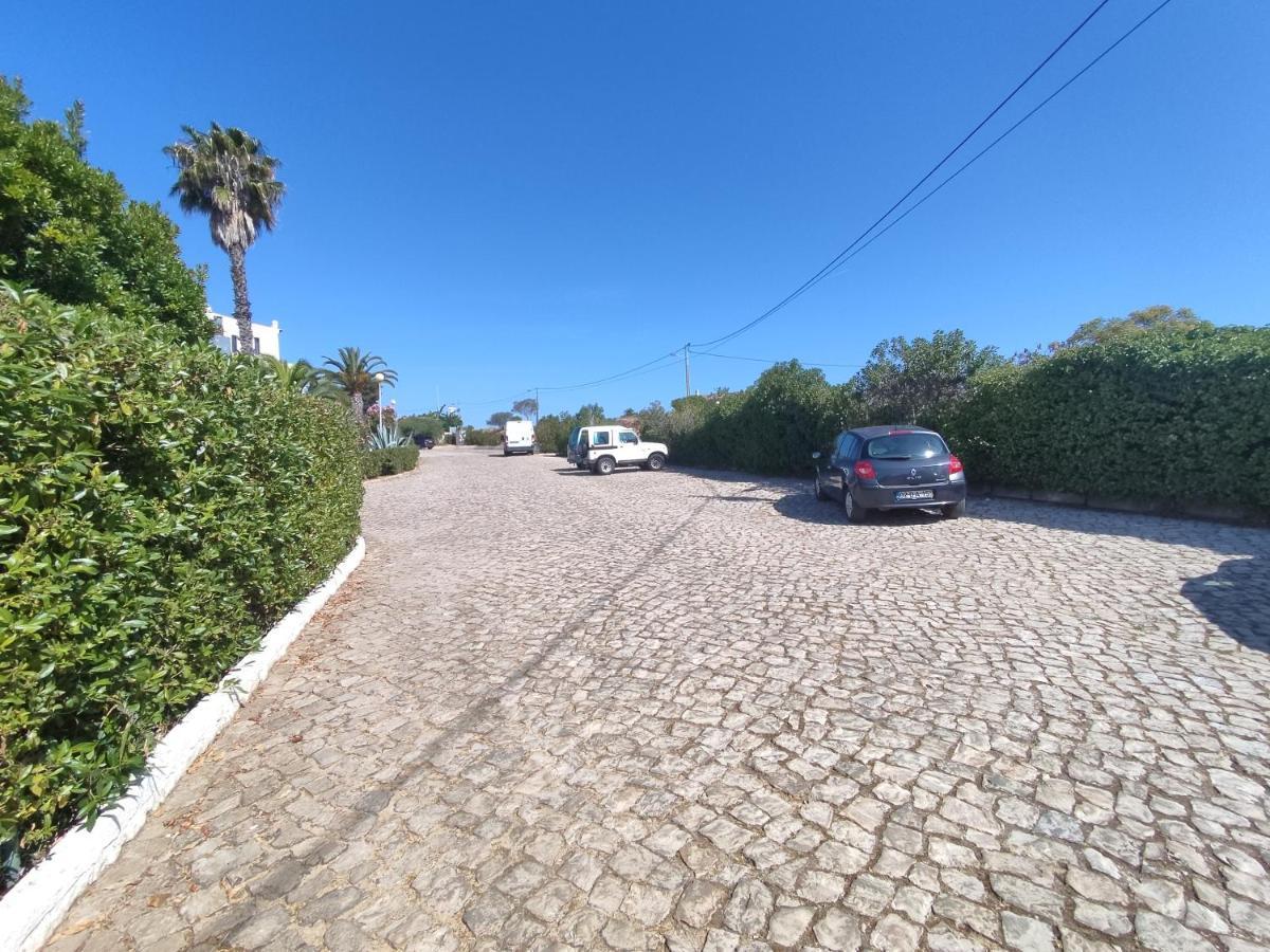 6 Mourisca - Casas & Papeis Apartamento Armação de Pêra Exterior foto